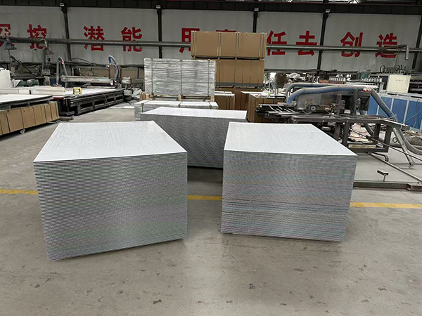 hollow plastic formwork