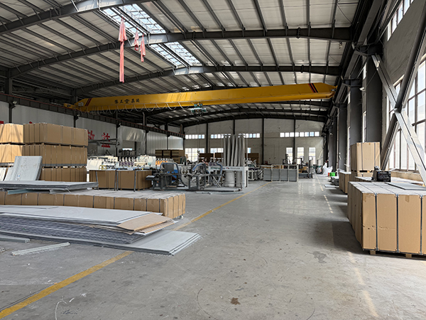 Hollow Plastic Formwork – Fast-Turnover, Defect-Free Concrete Shuttering