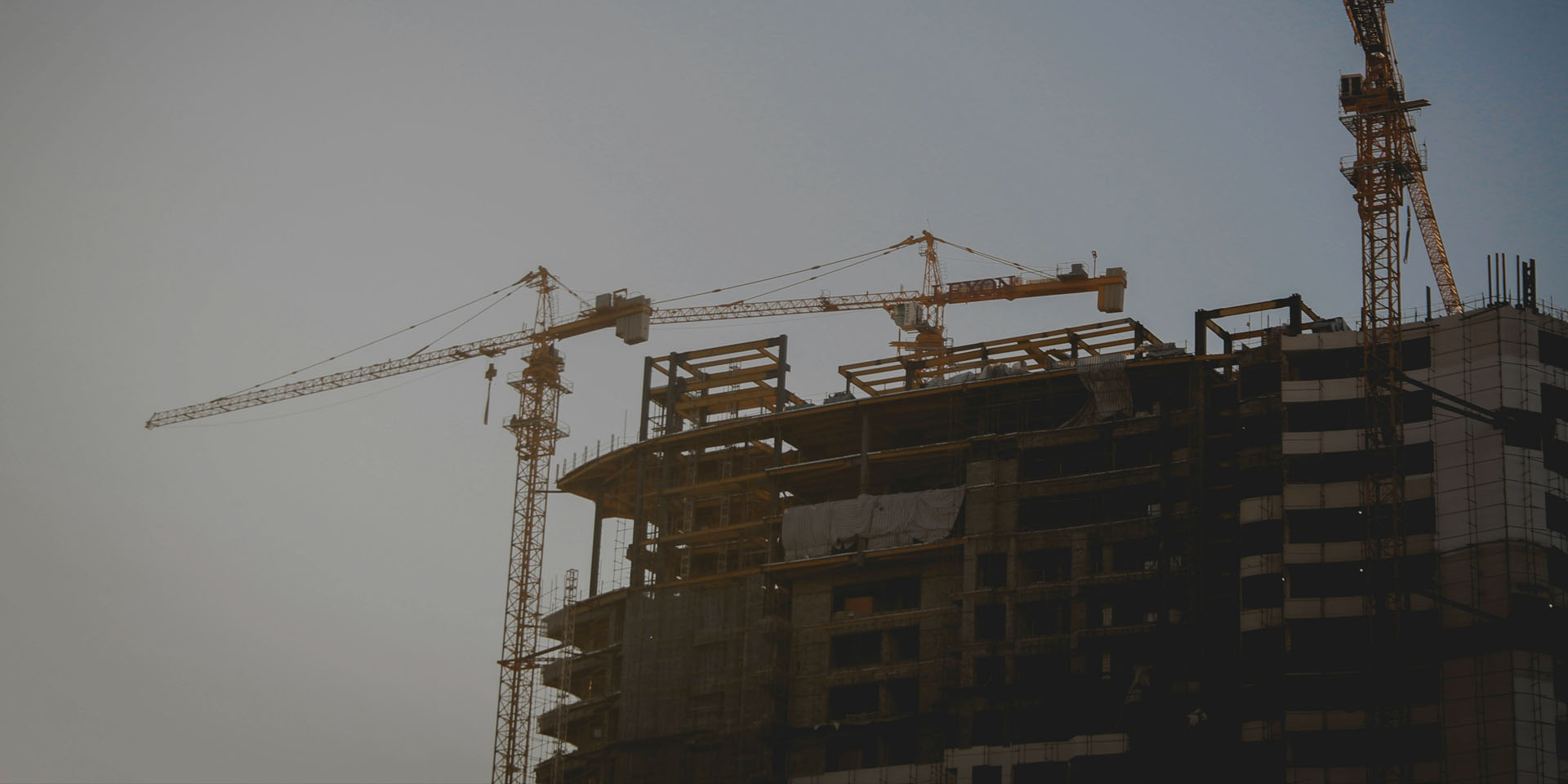 Hollow plastic formwork 